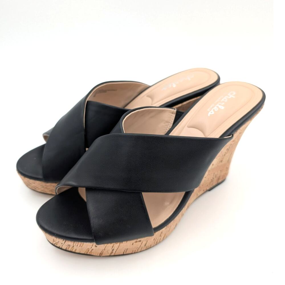Charles By Charles David Black Wedge Sandals